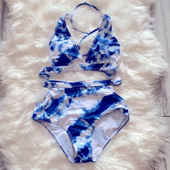 Bleach Dye Tie Back Bikini Swimsuit - Picture 3 of 3